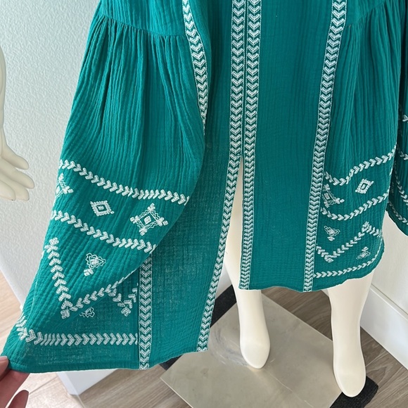 NWT Embroidered Green Midi
Dress Size XS - Picture 7 of 15